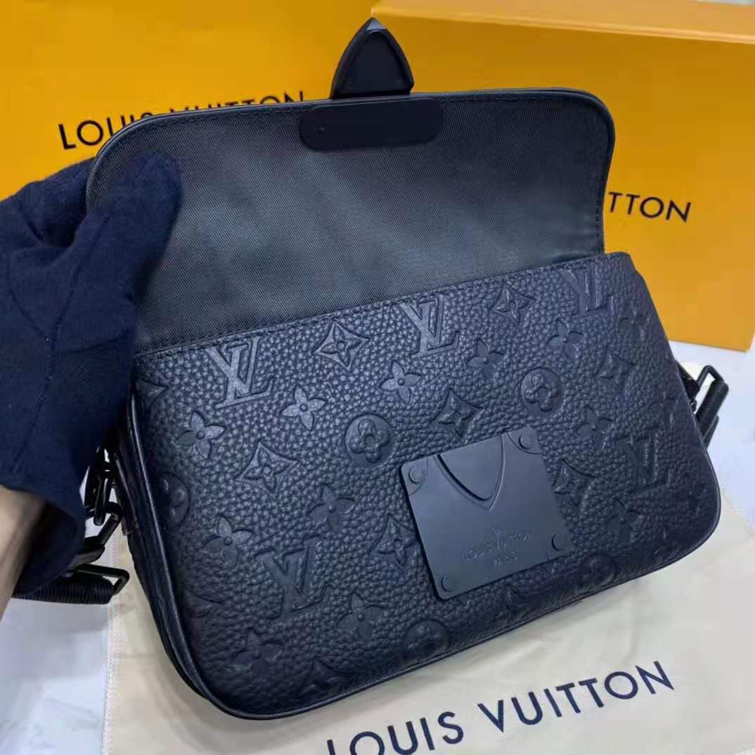 LV LV Men Alex Messenger BB Taiga Cowhide Leather in 2023